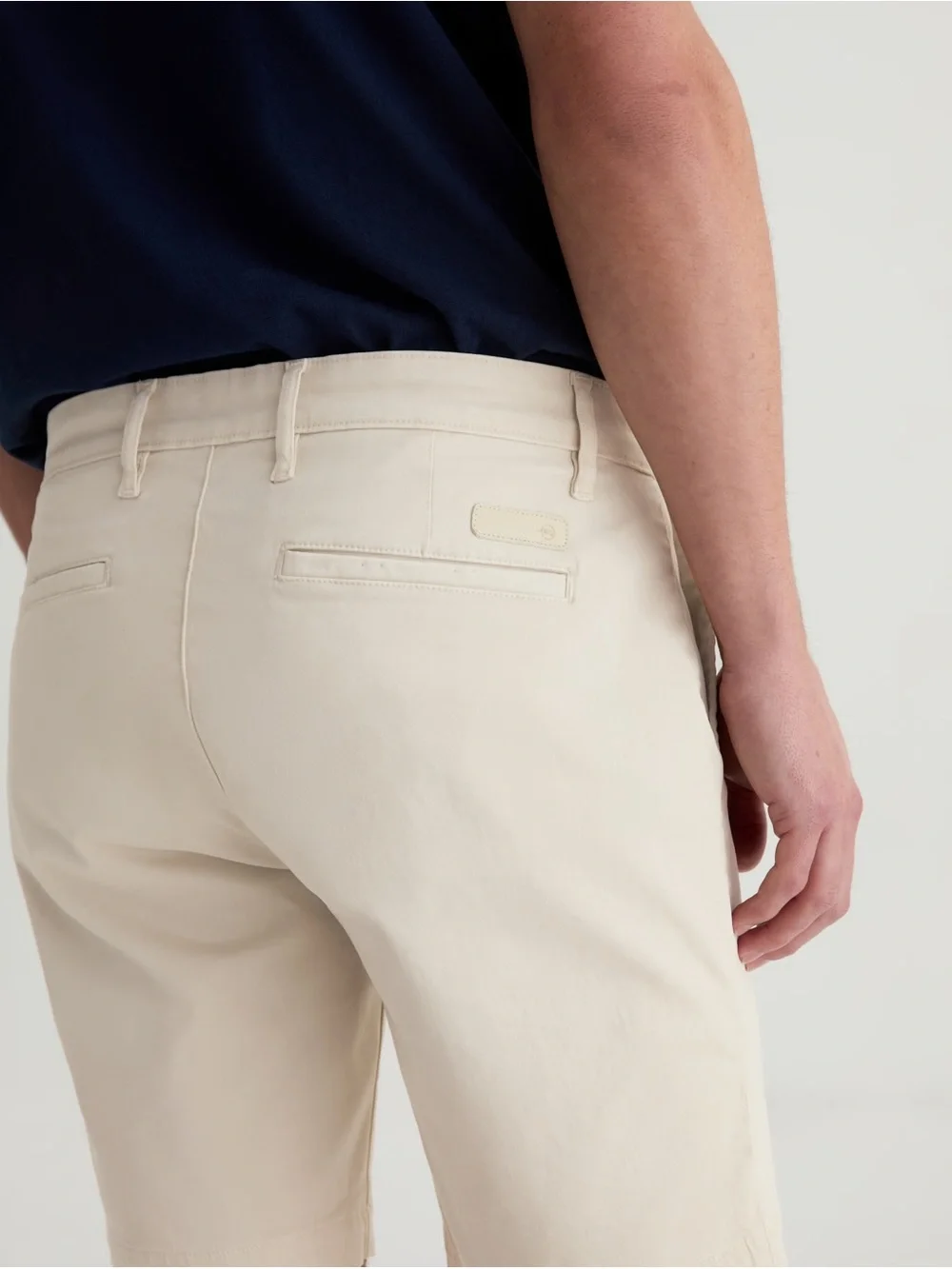 AG Adriano Goldschmied Cream Flat-Front Wanderer Chino Shorts — Size 36